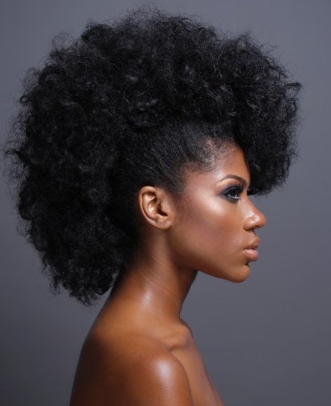 Cabelos-afros-Moicano